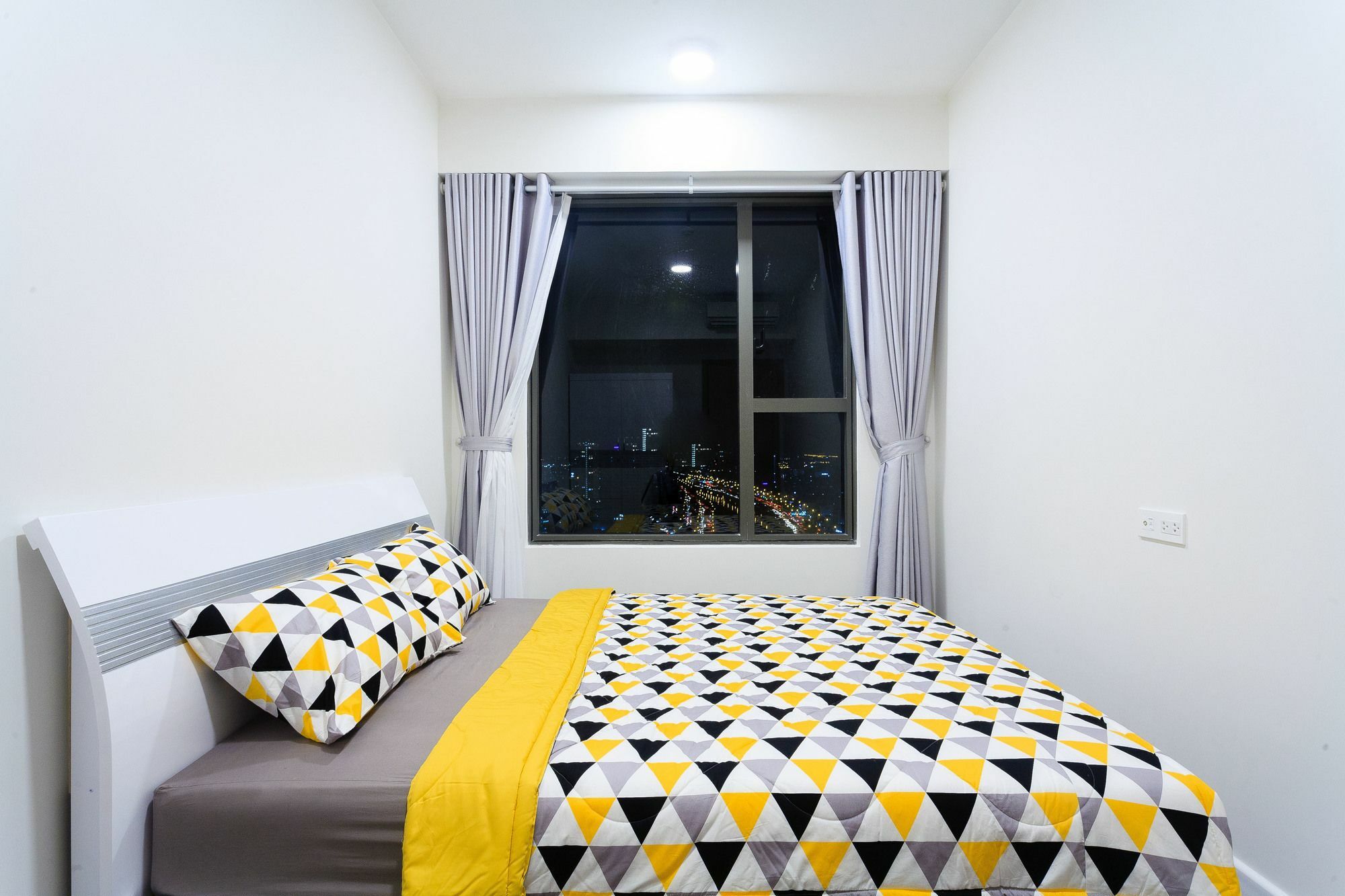 הו צ'י מין סיטי Mia Apartment 2 - The Tresor מראה חיצוני תמונה